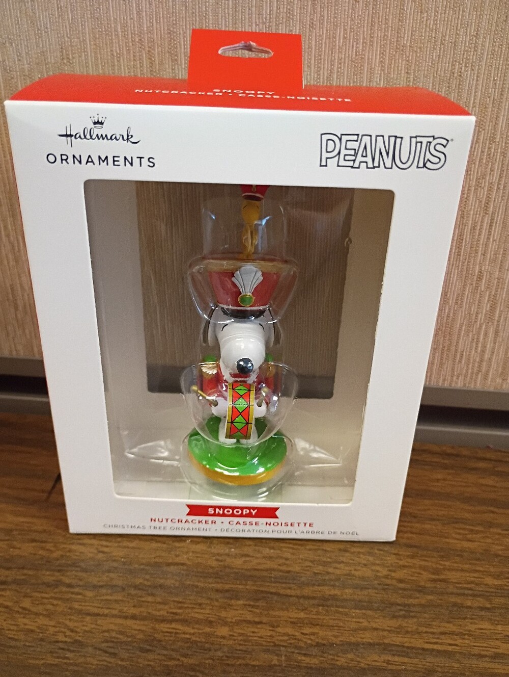 Hallmark Ornament Peanuts Snoopy Nutcracker Marching Band